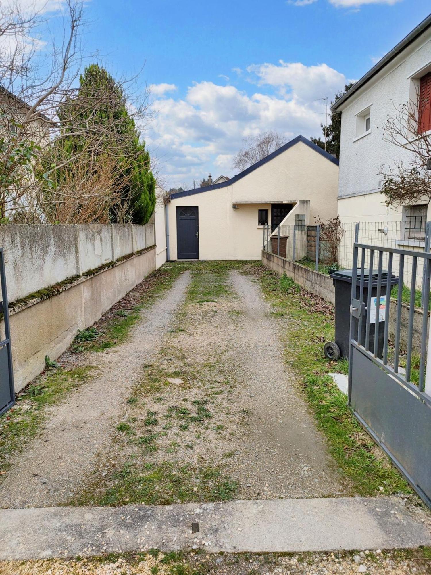 Maison Charmante A Vierzon Avec Jardin Prive Exteriér fotografie